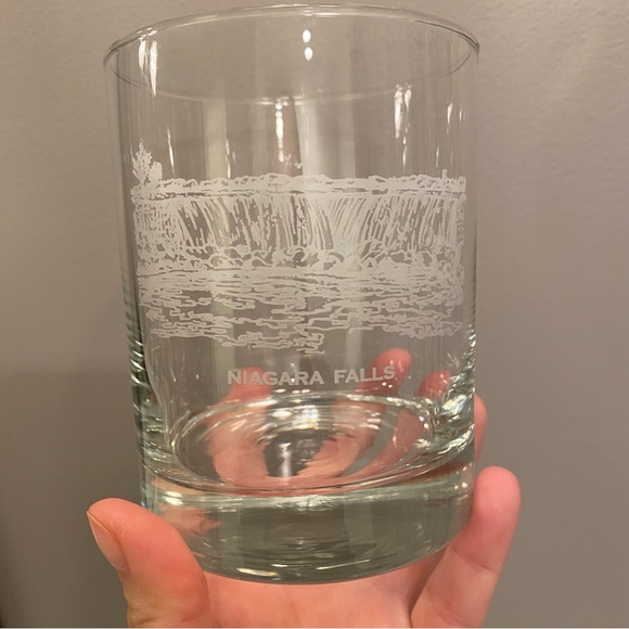 Niagara Falls Rocks Glass - Picture 2 of 4